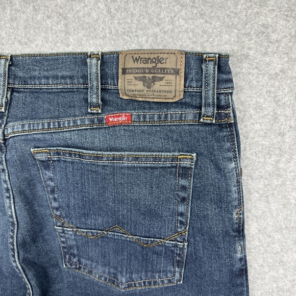 Wrangler Men's Slim Straight Jeans Size‎ 36x32 - Picture 7 of 10